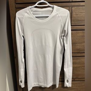 Lululemon swiftly tech